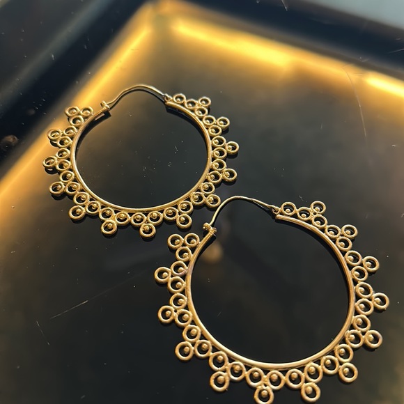 NWT Aztec Necklace set in dual tone gold & faux pearls with bracelet & earrings - Picture 10 of 17